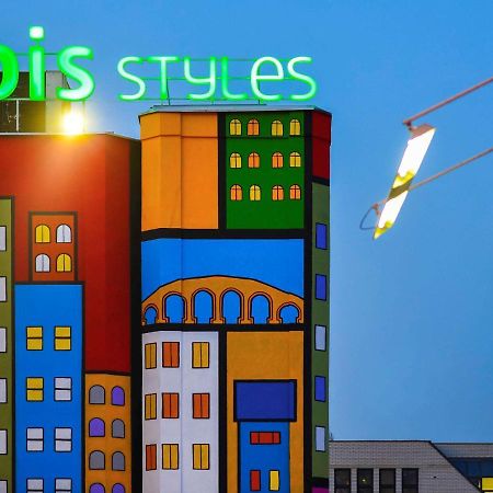 Ibis Styles Skopje Hotel Bagian luar foto