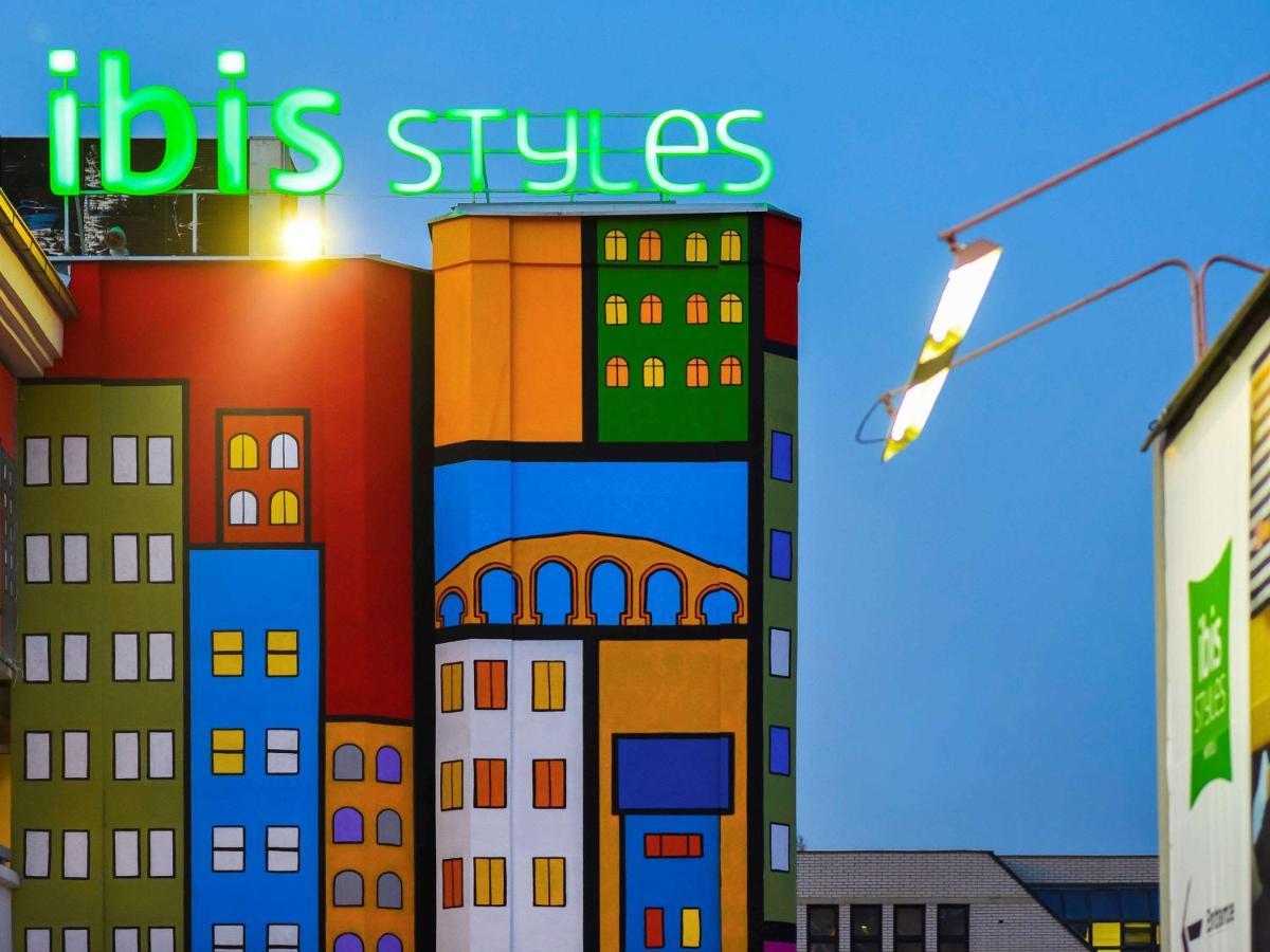 Ibis Styles Skopje Hotel Bagian luar foto